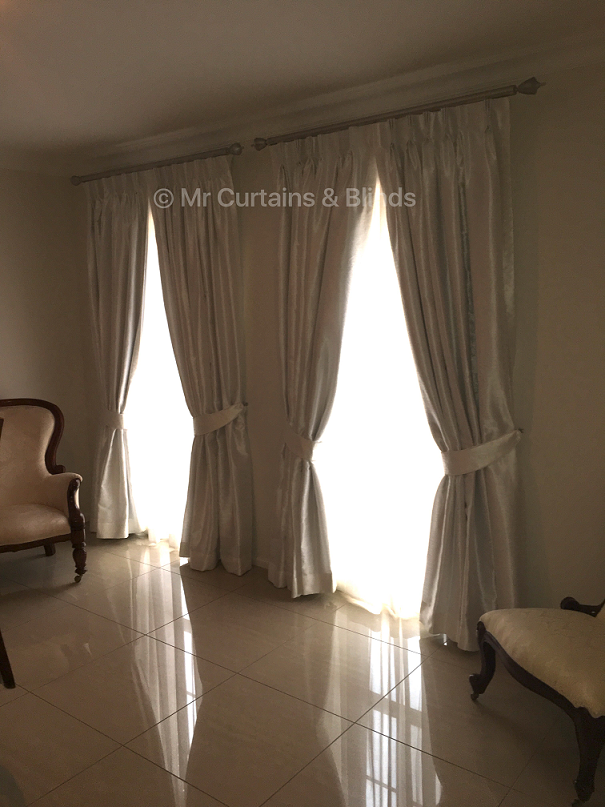 Blinds Curtains Central Coast Mr Curtains And Blinds